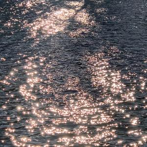 麻豆女奶奶肏屄影院
